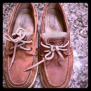 Women’s sperry topsiders